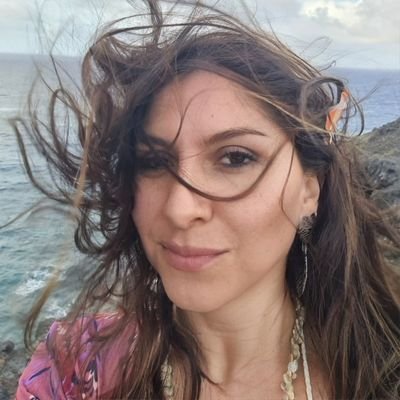 friedda's profile picture. Soy comunicóloga de profesión, consultora por decisión, loca por voluntad y madre de corazón.