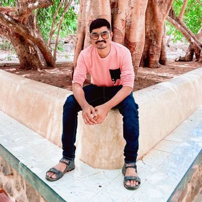 I Am Engineering student from gtu and studding B.E in Mechanical Engg. And My Hobbies are singing , reading novels,piano ,keybord