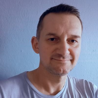 Adam197512's profile picture. 