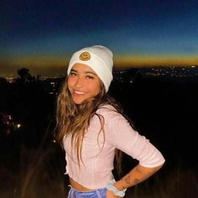 Marlen68791137's profile picture. JJ STANS 💫 LIANISTA