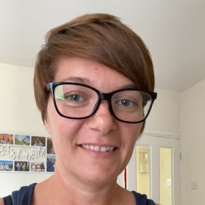 34 years old currently fighting MS and living with ASD. Auntie to 4 beautiful nieces and one gorgeous nephew, Massive sports fan especially cricket! 🏏