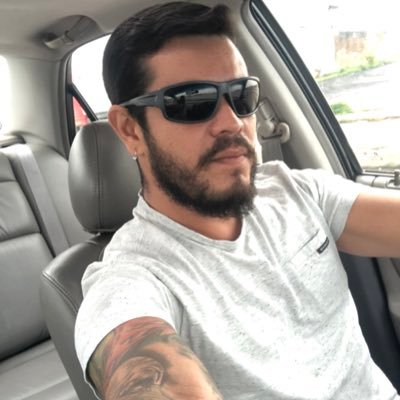 Wabison's profile picture. Não suporto esquerdista militante do pt, não sou de direita, muito menos cristão e não tente me convencer
