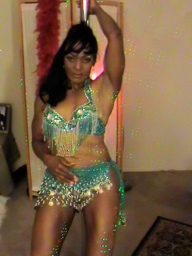 SEXYPOURMOIX's profile picture. I celebrate femininity in all aspects; love,sensuality,exotic dance, healing & wisdom. I willingly help men & women.