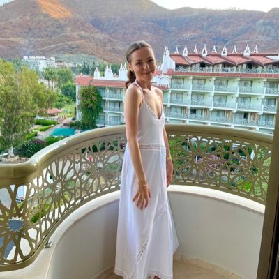 EllieJeanFraser's profile picture. 