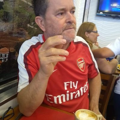 sou Milton, torcedor do Arsenal, desde 2004. reabilitando o meu twitter