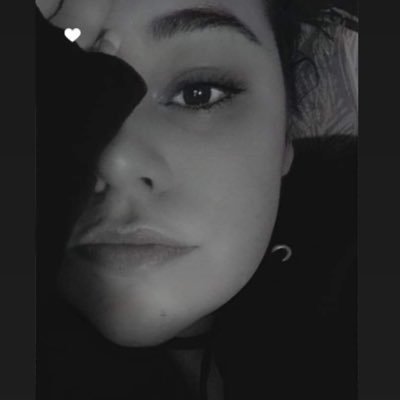 OneSweetLee's profile picture. home is my happy place