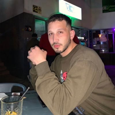 DomingosSilva42's profile picture. 21y