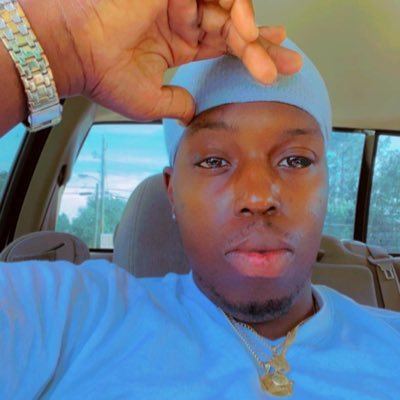 I am a cool hardworking understanding guy that love to have fun I love meeting new people I own my own business Bless’D Hands Mobile detailing & More LLC,
