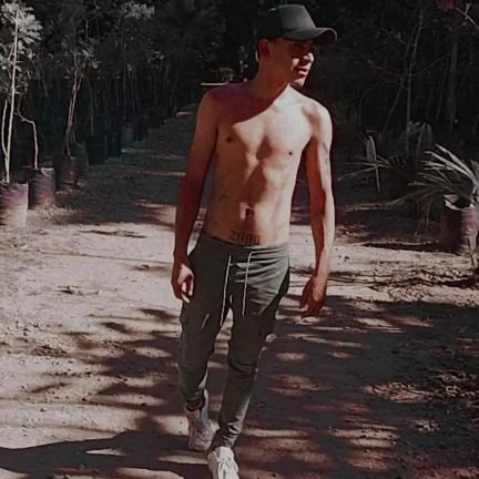 Guiller59909918's profile picture. soy de Ecuador 🇪🇨
100% MANABA-MANTA
 100% soltero y arrecho jaja
FOLLOW ME 😉🤑🤤