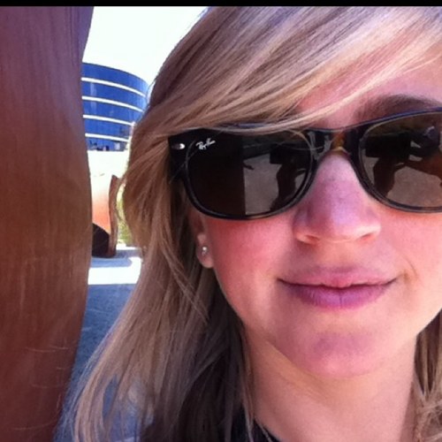 amyltess's profile picture. 