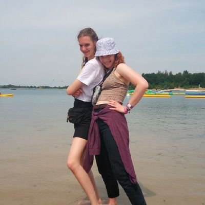 neutralvibes2's profile picture. 