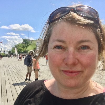 KarinaBroussea2's profile picture. Passionnée de web marketing, des processus de transformation, de parcours clients. Gestion de projets et plateformes numériques, enseignement, consultation.