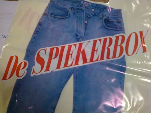 DE Jeans speciaalzaak van Boxmeer & Venray. Volg ons en blijf op de hoogte van de nieuwe collectie en leuke aanbiedingen.