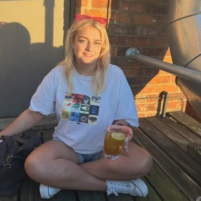 champagne taste/white lightening wages





       
instagram - milliebasspowell 

                                                           
live. laugh. pub.