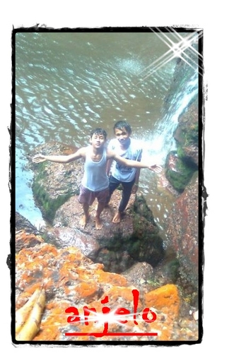 randydwi37's profile picture. 