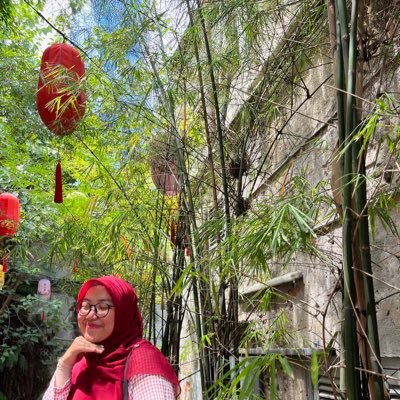 living in my bubbles — me & my love 🥰 takyah follow sebab tak ilmiah langsung 👌