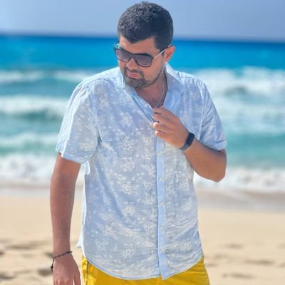 Alexandrian 🌊
Francophone 🇫🇷
Lives in Cairo
By grace through faith 💪🏼
مهندس على متفرج