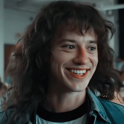 FloralAndAdidas's profile picture. 