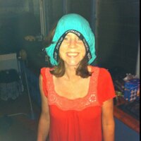 Sue Hanson - @shanson1009 Twitter Profile Photo