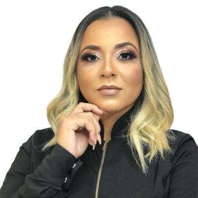 ArchanjoWaleska's profile picture. 𝐖𝐀𝐋𝐄𝐒𝐊𝐀 𝐀𝐑𝐂𝐇𝐀𝐍𝐉𝐎|𝐂𝐈́𝐋𝐈𝐎𝐒|𝐂𝐔𝐑𝐒𝐎𝐒 TRANSFORMANDO OLHARES ✨ Atendimentos - RJ / BA📍 𝐈𝐍𝐅𝐎𝐑𝐌𝐀𝐂̧𝐎̃𝐄𝐒 ⤵️