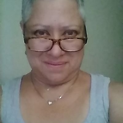 WA_topaz's profile picture. build your online business step by step with these ten lessons. by lesson four you'll have your website up and rolling. free tools available.