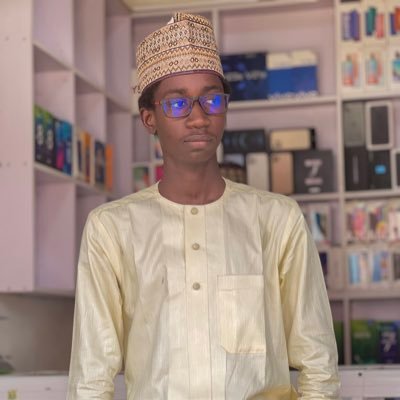I am Abdulhakim rabiu jibia also known as mrgee I am a student of maryamabacha American university of NIGER REPUBLIC 🇳🇪. A upcoming footballer