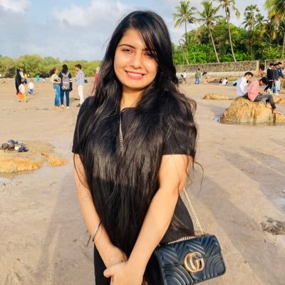 SM Manager @ Evolute Group | Writer & Author | Content creator | Blogger