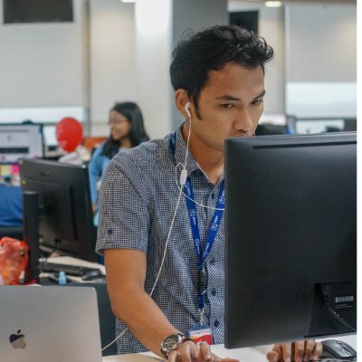 Turn Data into Machine!
MLEng at https://t.co/5E0nNVYsVZ,
also in another universe, the Father of DeVil Pose.
