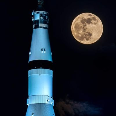 kmorn_'s profile picture. Father of a 15 year old, Diehard Sports fan. 
🏈🏒⚾️🥎🏎