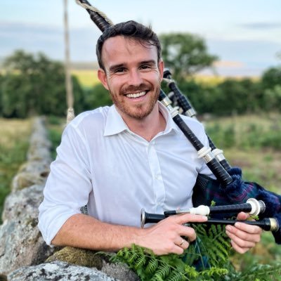 🌎 Bagpiping around the world 111/197 🎥 YouTube channel & more 👇