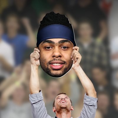 DLoading0_0's profile picture. FUCK LA