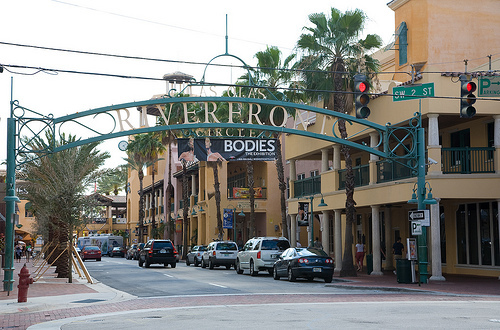 Whos coming downtown tonight? Let us know when and where the best deals on Las Olas are!