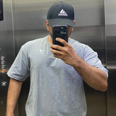 kasundhanushka's profile picture. Trying to improve every aspect.