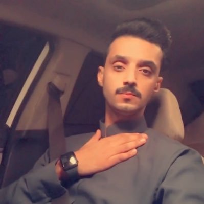 شخص مرح كثيرآ يسامح كثيرآ ويتجاهل كل مايؤلمه لكن لاحد يعلم مابداخله هذا انا 📿 مصور واتشرف بالجميع في كل مناسبات .. 🤩 📸 in : 7mato0o0