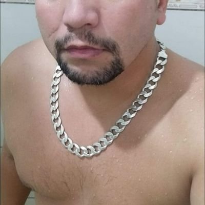 Calienteeee 100% Verga Grande 🍆 !
Tengo unas ganas de reventar culos y que me mamen el guevo... Tipo serio, Escribe al Dm.