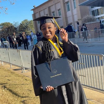 ErikaaShantell's profile picture. glowing ✨ ‘KSU21 💛🖤🦉