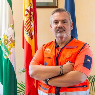 Médico de Emergencias. Director Gerente Centro Emergencias Sanitarias 061 Andalucía