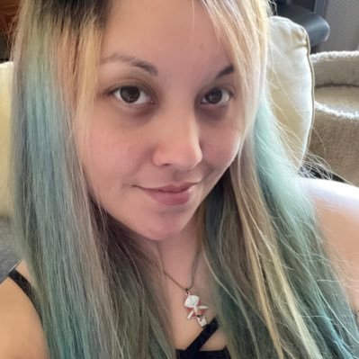 Analaur39106105's profile picture. Just trying to make the best of life.  “What doesn’t kill you, makes you stronger” “Always treat others how you want to be treated.” Just a workaholic.