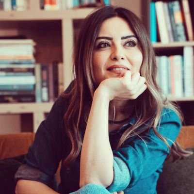 DenizDeman's profile picture. Stranbêj | Filmçêker
 | Singer | Filmmaker
        DERSÎM🦋