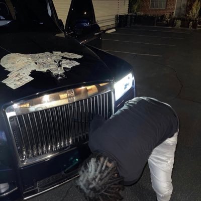 jasopeo001's profile picture. 🦈😇Starve your ❤️🦈distractions. Feed #️⃣your focus