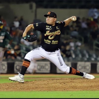 jugador de béisbol profesional.⚾️ naranjeros🍊- elaguila🦅