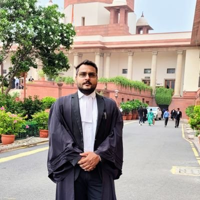 Advocate ⚖ | Delhi | Be Honest. Be Hungry. And be the hardest worker in the room. 🦁