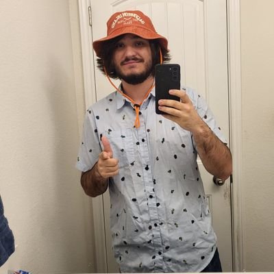 GonflablesTV's profile picture. Profound wordsmith with tons of class. I also like grilled cheese and chicken nuggies.