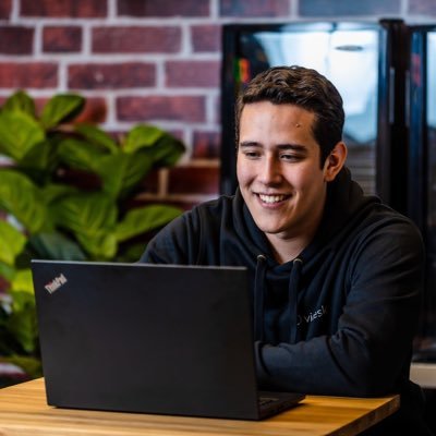 CTO of Videsk, trying to find the way to make tech congenital and humanized 🌎🤳🏻 - WebRTC - Space travel