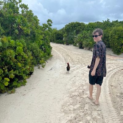 Caydenclapz's profile picture. yuh