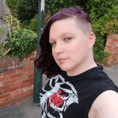 She/Her or They | 33
Transgender nerd and gamer girl
Software Engineer by Day
i leave a trail of broken hearted lesbians and pissed off straight dudes!