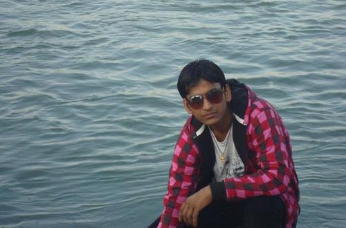 avitulsyan's profile picture. 