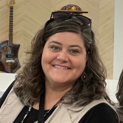 …mom…wife…tech coach…meme lover…mario fan…