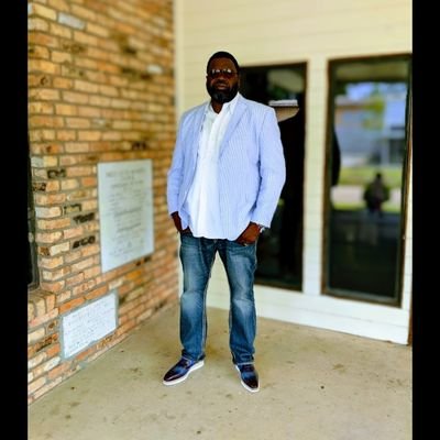 RMarsha68257386's profile picture. 