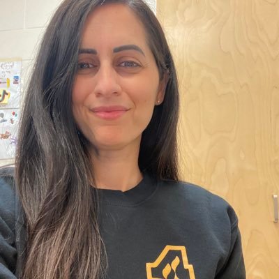 dee_sousa's profile picture. Mom, wife & teacher. @StAidan_CES #DPCDSB #EmpowerReading #ESL #SERT #BeKindAlways